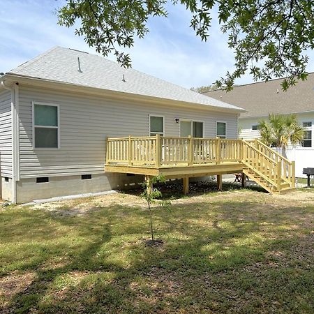 Shrimp On The Barbee Oak Island Exterior foto