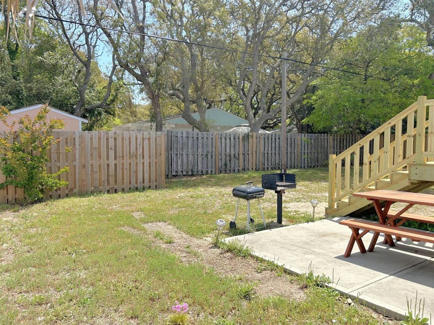 Shrimp On The Barbee Oak Island Exterior foto